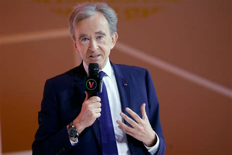 Quem é Bernard Arnault, dono de império de marcas .